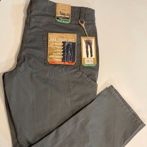 New,with tags,men’s weatherproof flex utility pant